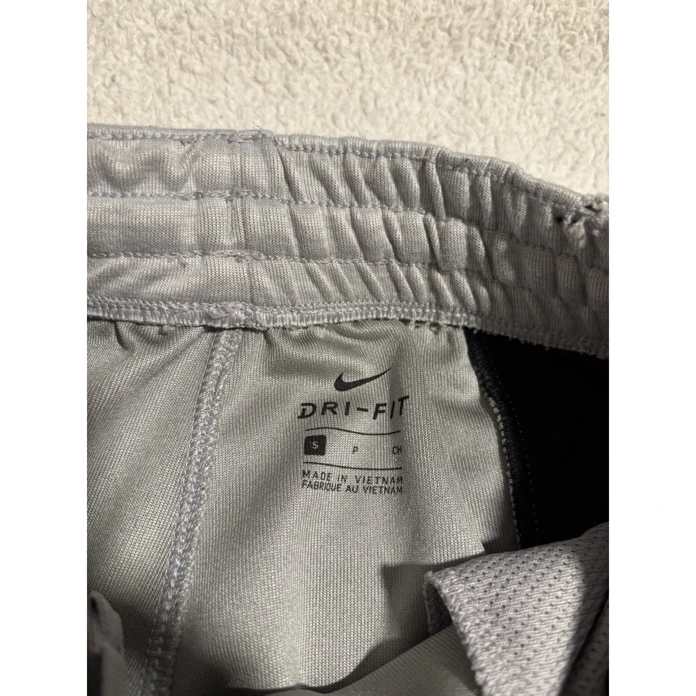 Nike Sweatpants Youth Sz Sm Gray Standard Fit Logo Dri Fit Joggers